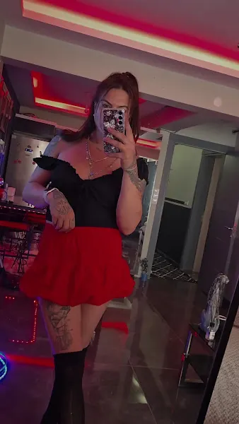 İzmir konak travesti — fotoğraf 1