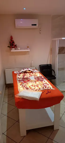 Yeni Yüz Masaj Salonu — fotoğraf 1