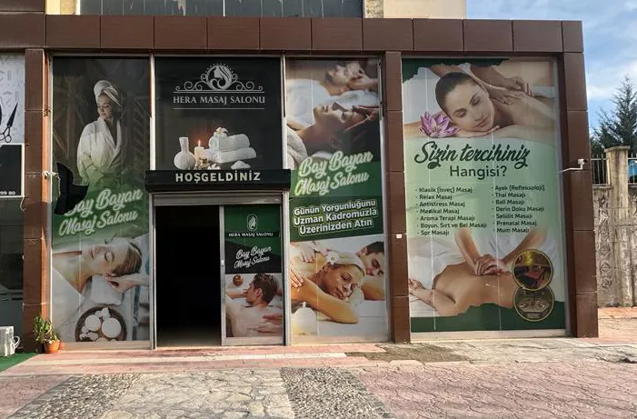 Liva masaj terapi salonu — fotoğraf 1