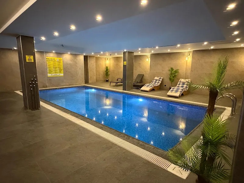 First Spa Massage & Turkishbath — fotoğraf 1