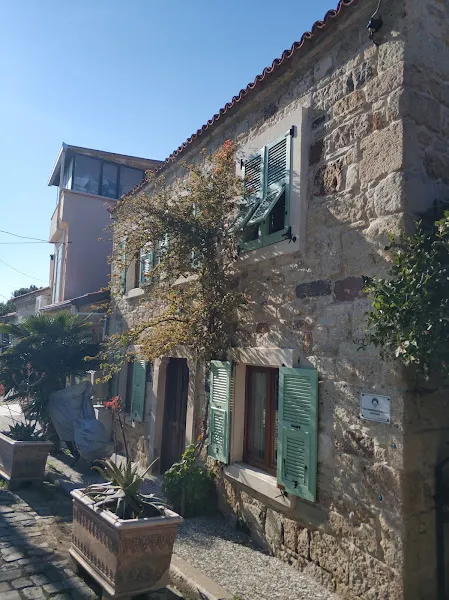 Foça Hamamı — fotoğraf 2