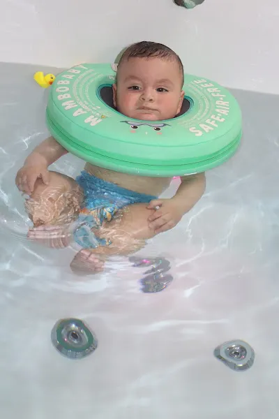 Tiny bubbles baby spa — fotoğraf 2