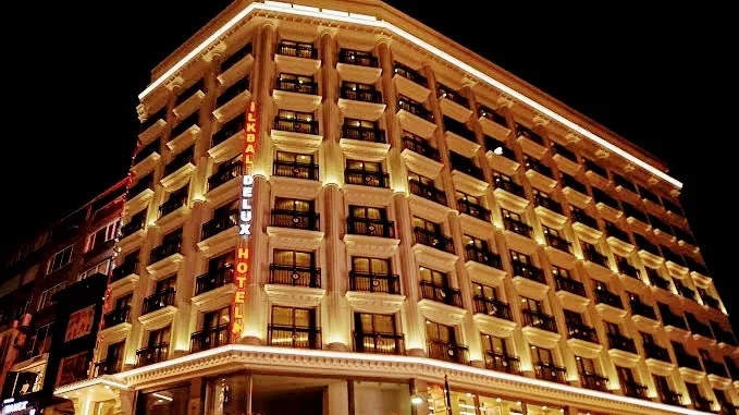 Deluxe Life Spa & wellness masaj, hamam, sauna, yüzme havuzu, buhar odasi — fotoğraf 1