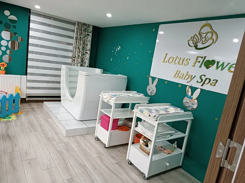 Lotus Flower Baby Spa (0-36 AY ARASI BEBEKLER İÇİN) — fotoğraf 1