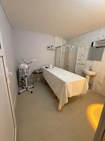 Finike Elit Güzellik Terapi Salonu — fotoğraf 2