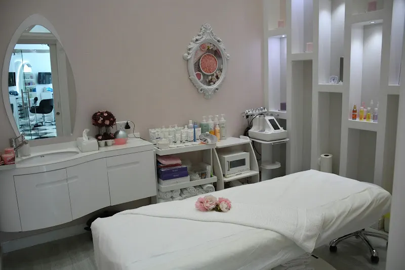 İzmit Masaj Salonu — fotoğraf 1