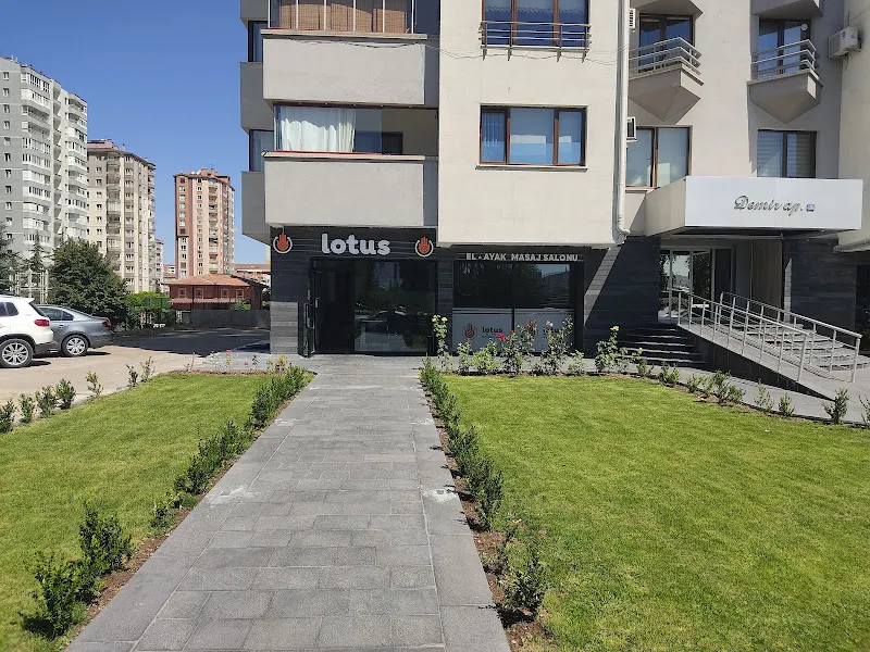 Lotusmasaj — fotoğraf 2