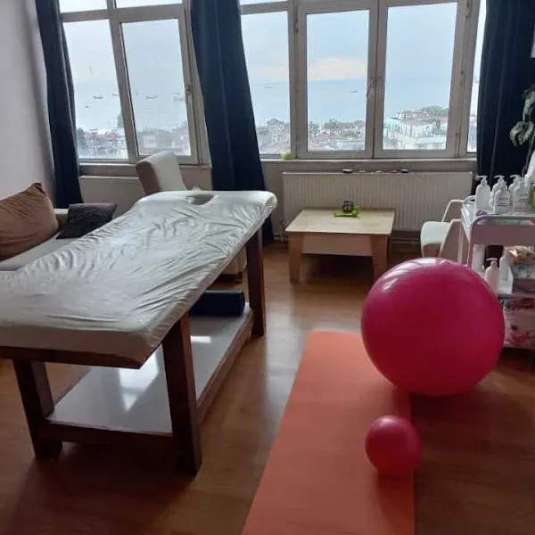 Sakrum Fizyoterapi /Gelenekel Tıp / Bütüncül Uygulama — fotoğraf 1